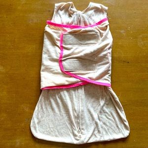 Halo Sleepsack Swaddle Ideal Temp Size NB 0-3 months, Oatmeal/Pink
